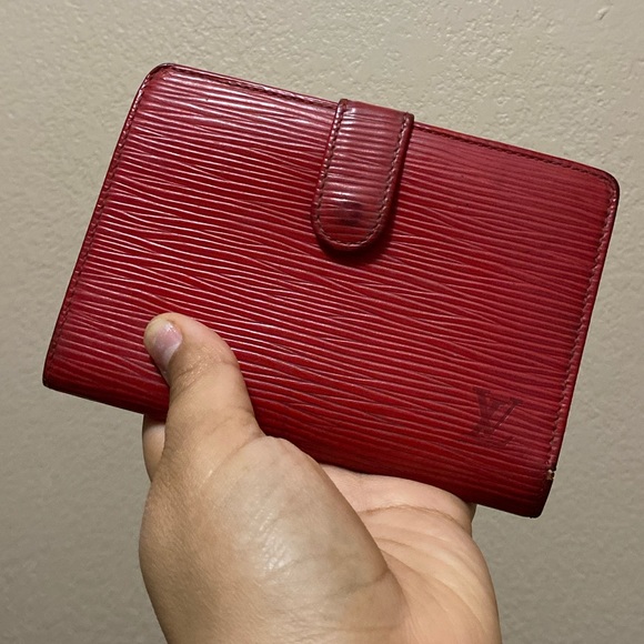 Louis Vuitton wallet - Picture 2 of 6